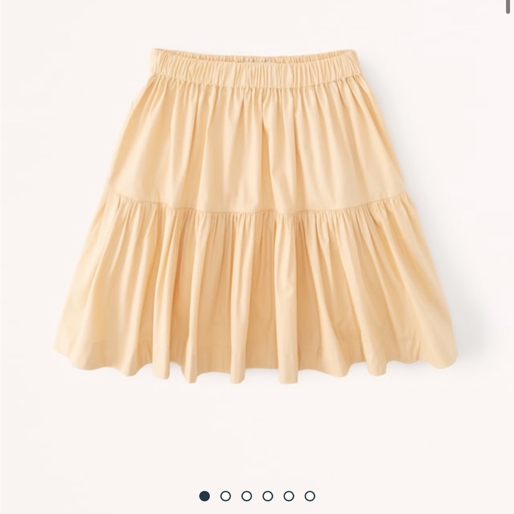 Abercrombie & Fitch Poplin Volume Mini Skirt